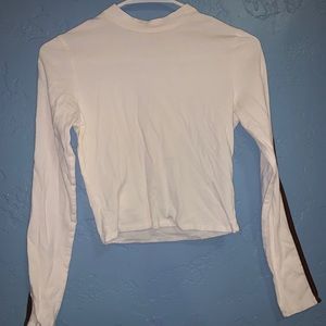 White long sleeve crop top